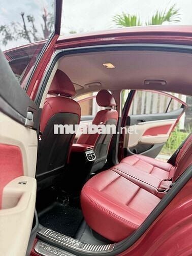 Hyundai Elantra, gia đình sử dụng, bảo dưỡng hãng