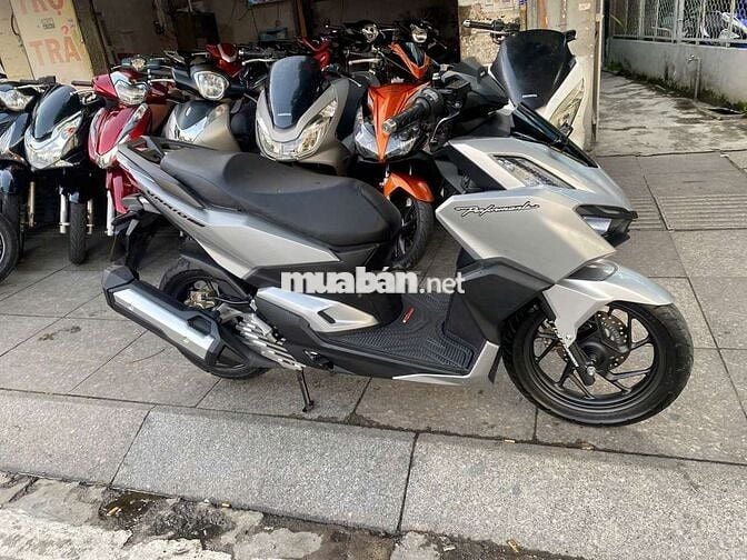 Honda Vario 160 ABS 2023 mới 90% Bstp chính chủ