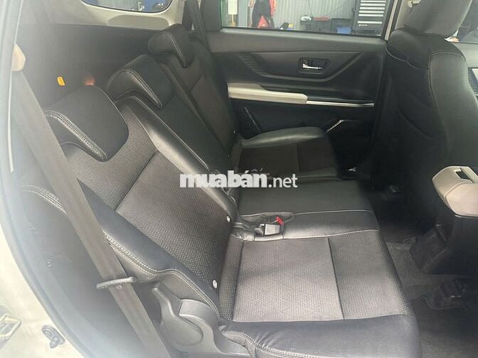Toyota Veloz 2024 – 7 chỗ gia đình, siêu lướt