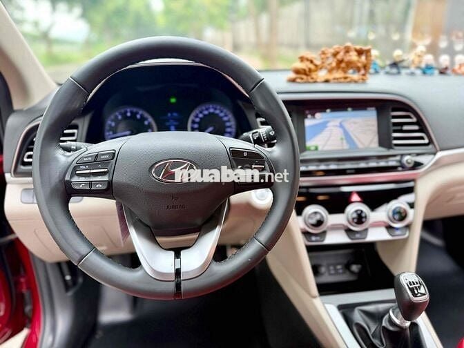 Hyundai Elantra, gia đình sử dụng, bảo dưỡng hãng