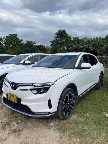 VinFast VF8 2023 Plus - 38000 km