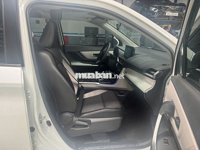 Toyota Veloz 2024 – 7 chỗ gia đình, siêu lướt