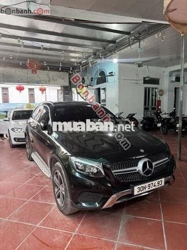Mercedes Benz GLC 250 4Matic 2016-Màu đen