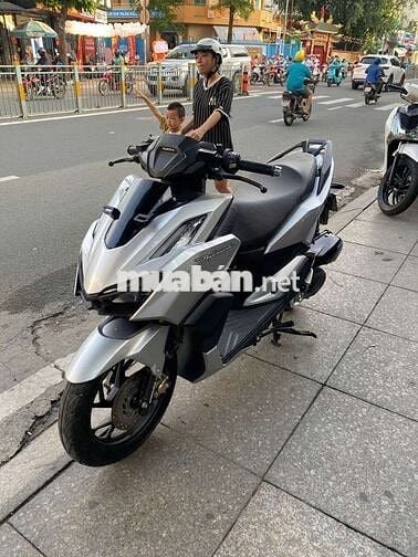Honda Vario 160 ABS 2023 mới 90% Bstp chính chủ