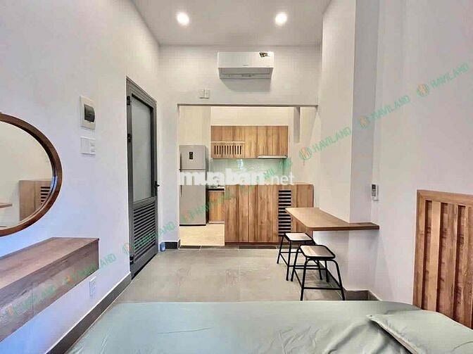 Căn studio có hồ bơi gần đường Phạm Văn Đồng