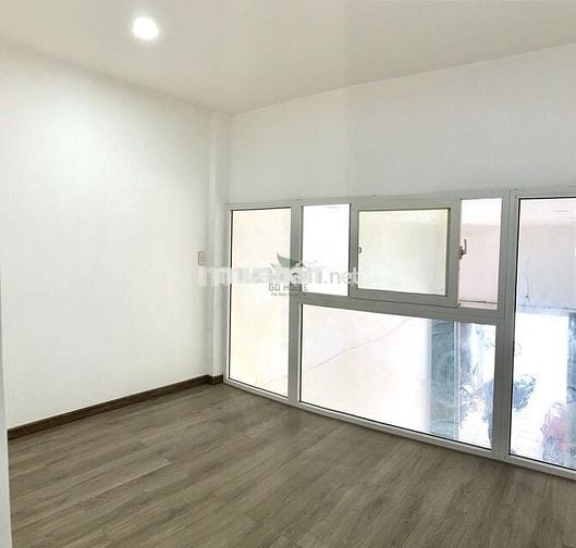 CHO THUÊ NHÀ KINH DOANH TỰ DO GẦN KHU COOPMART GIÁ 18 TRIỆU/THÁNG