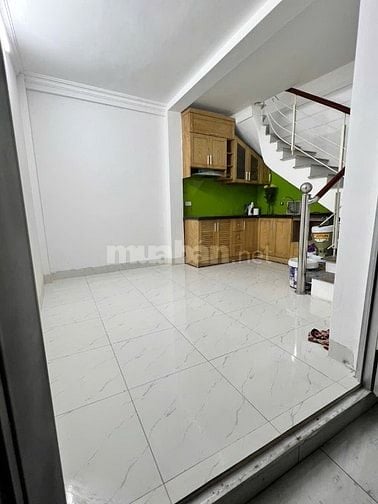 Nhà 4,5T ngõ Trần Quý Cáp-Ga Hà Nội ngõ 2m cách oto đỗ 35m gần Mp 