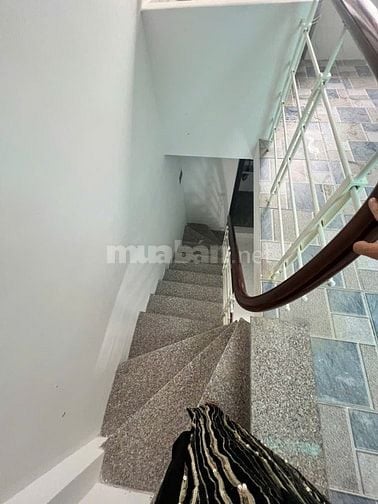 Nhà 4,5T ngõ Trần Quý Cáp-Ga Hà Nội ngõ 2m cách oto đỗ 35m gần Mp 
