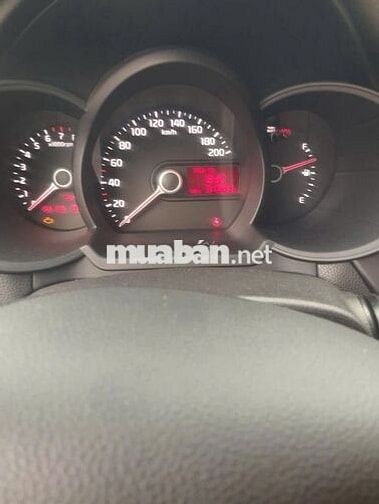 Kia Picanto 2013 S 1.25 MT - 31000 km
