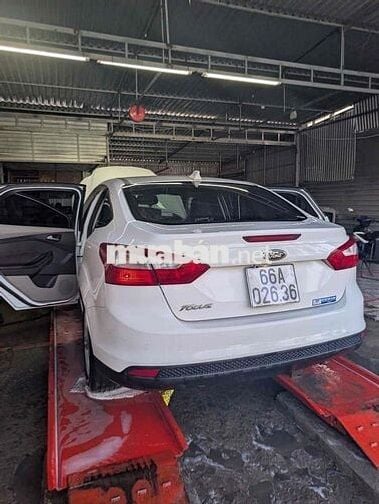 Ford Focus 2015 Trend 1.6 AT Sedan - 150000 km