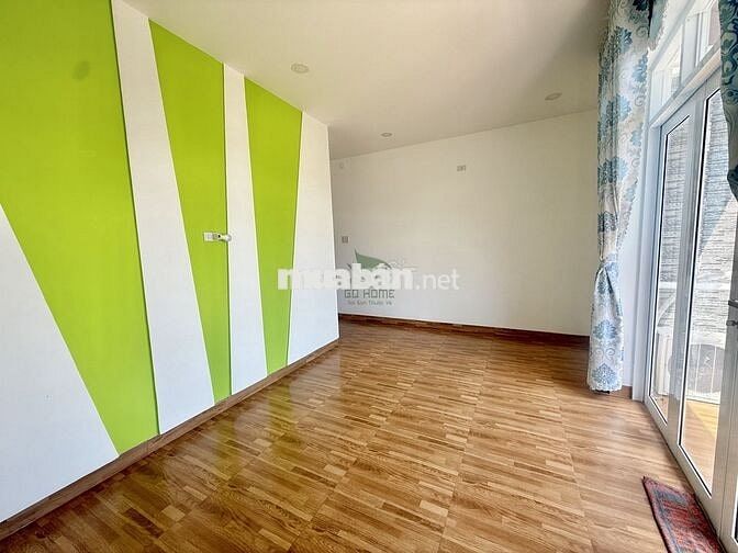 CHO THUÊ NHÀ 3 PHÒNG FULL NỘI THẤT NGỦ KĐT HÀ QUANG 2 GIÁ 18 TRIỆU/TH