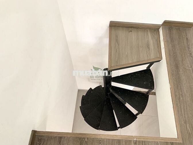 CHO THUÊ NHÀ KINH DOANH TỰ DO GẦN KHU COOPMART GIÁ 18 TRIỆU/THÁNG