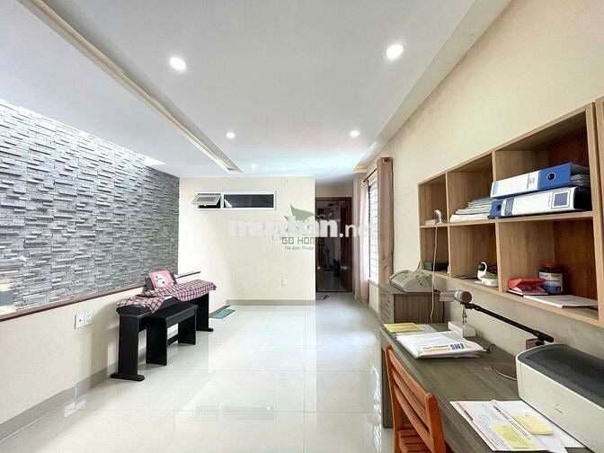 NHÀ Ở KINH DOANH 1 TRỆT 1  LẦU  GẦN  PHƯỚC HẢI GIÁ 20 TRIỆU/ THÁNG
