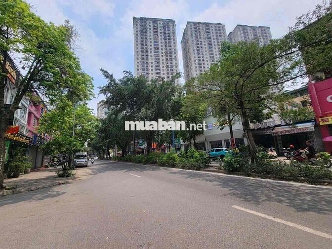 ĐẤT DỊCH VỤ XA LA HÀ ĐÔNG M GIÁ 13 TỶ 700 TRIỆU