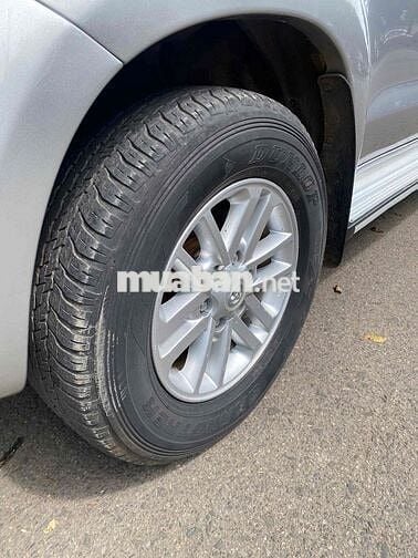 Toyota Hilux 2014 2.5E 4x2 MT - 120000 km