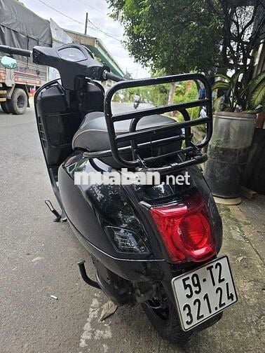 Vespa GTS 150
