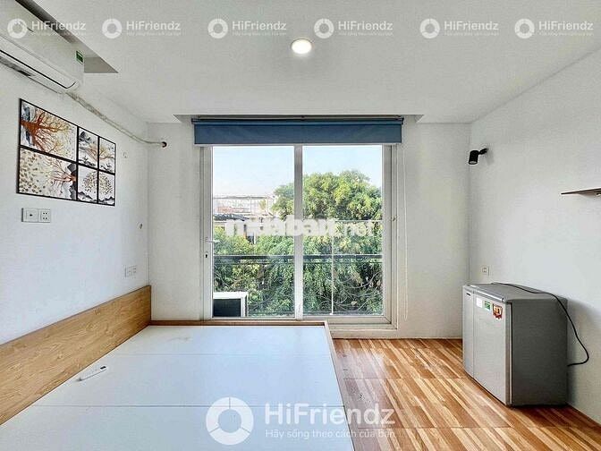 studio ở Lê văn thọ có cửa sổ lớn đường oto