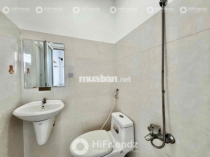 studio ở Lê văn thọ có cửa sổ lớn đường oto