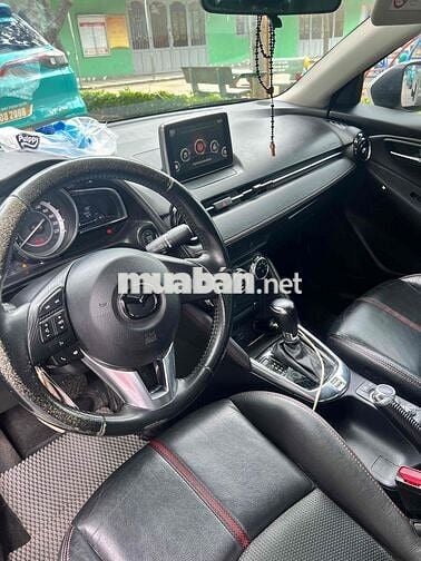 Mazda 2 2015  1.5 AT Sedan - 190000 km