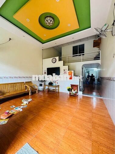 Cần bán nhanh căn nhà ở gần Ql22 , Tân Phú Trung 111,7m2 SHR giá 900tr