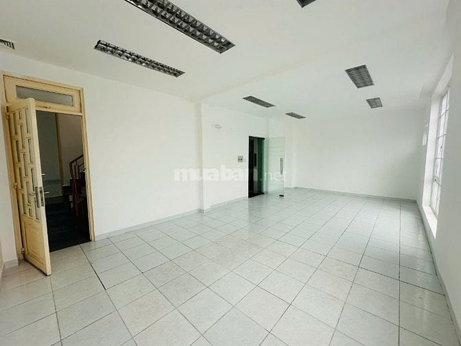 Cho Thuê Nhà Nguyên Căn 126b Phan Đăng Lưu, 5 tầng thang máy