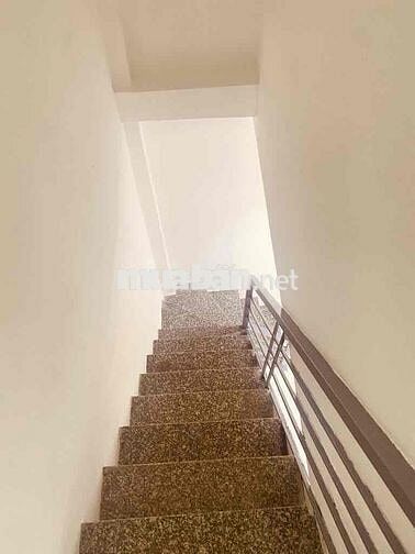 VỊ TRÍ VÀNG QUẬN 7 – CÁCH NGUYỄN THỊ THẬP 100 BƯỚC CHÂN - NGAN 4M  -