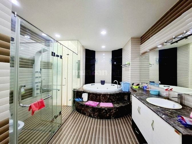 NHÀ Q8 P5 - NGANG KHỦNG 8m x 16m - KDC YÊN TĨNH HIẾM NHÀ BÁN - VIEW CV