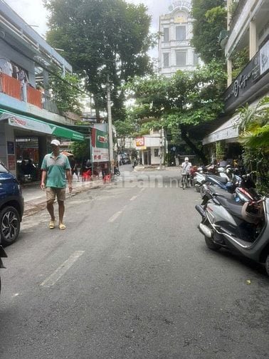 Bán gấp nhà mặt tiền Bàu Cát 3  P. Tân Bình