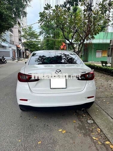 Mazda 2 2015  1.5 AT Sedan - 190000 km