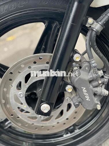Sh ý 150 Màu Trắng Đen bs đẹp 09898