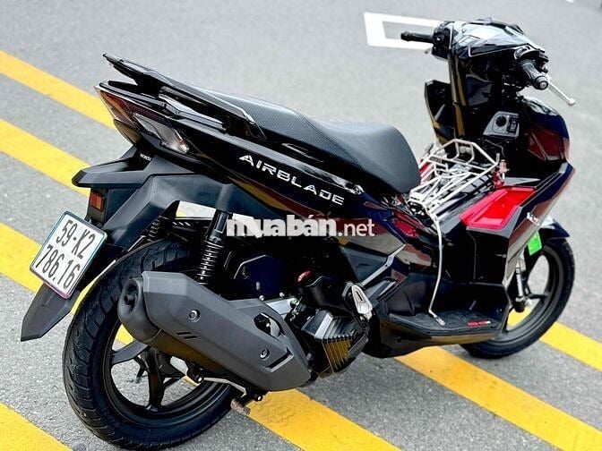 Airblade 125 4VAL mẫu 2023 1chủ ít đi8000km zin100
