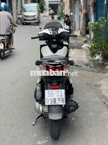 Sh ý 150 Màu Trắng Đen bs đẹp 09898