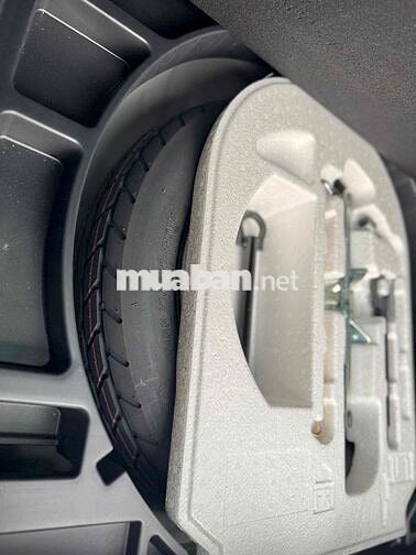 Toyota Corolla Cross 1.8G sản xuất 2023 nhập khẩu