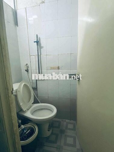 Pass 1 slot trong nhà 60m2 - 2 phòng ngủ - Ban công thoáng mát.