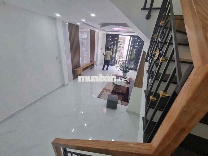 🛑chú 2 chính chủ cần bán gấp căn nhà mặt tiền đường gần chợ gò đen-