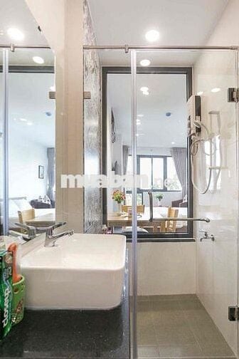 CH STUDIO BAN CÔNG CAO CẤP- AN NINH NGAY TRỤC NGUYỄN VĂN TRỖI KẾ Q3