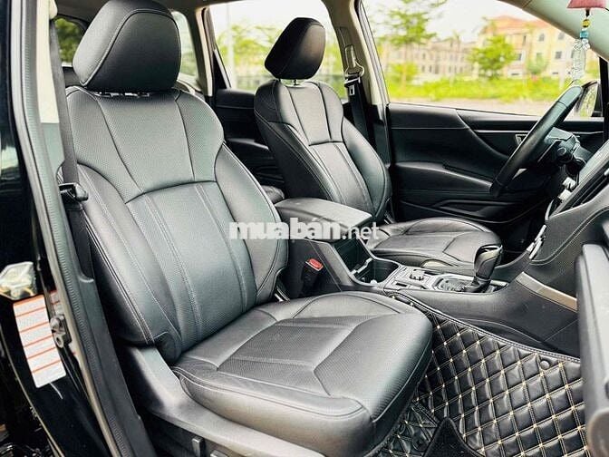 Subaru Forester 2.0i-S sản xuất 2019 nhập khẩu