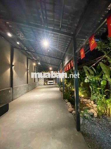 Cho thuê mặt bằng đẹp có cây cối có gác lững rộng 💯