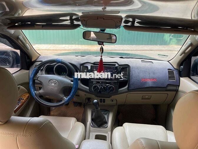 Toyota Fortuner 2010 - 15000 km