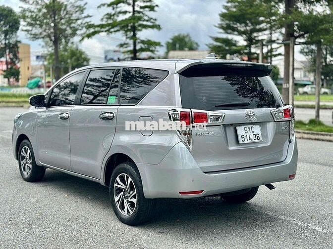Toyota Innova 2021 E 2.0 MT - 79000 km