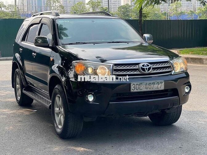 Toyota Fortuner 2010 - 15000 km