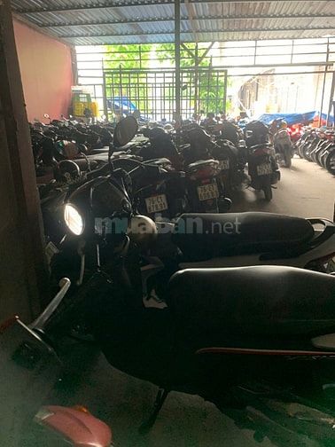 BÁN GẤP NHÀ XE GẦN BV NHI ĐỒNG 3 , SHR , THU NHẬP THU ĐỘNG 20 - 30TR .