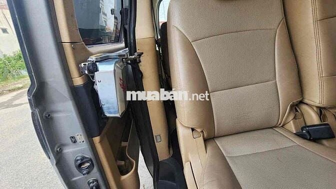 Hyundai Starex 2015 2.5D MT - 200000 km