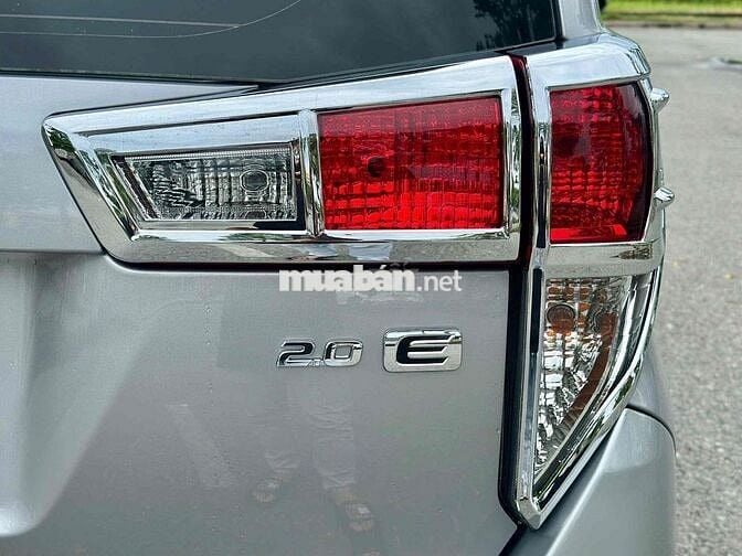 Toyota Innova 2021 E 2.0 MT - 79000 km