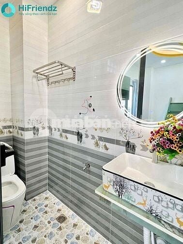 DUPLEX CAO CẤP NGAY TRUNG TÂM Q8 THANG MÁY NHÀ XE RỘNG RÃI