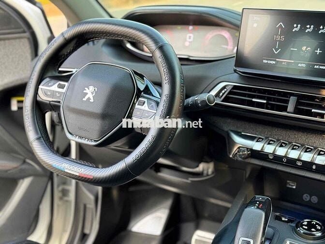 Peugeot 3008 Allure 1.6 AT sản xuất 2022