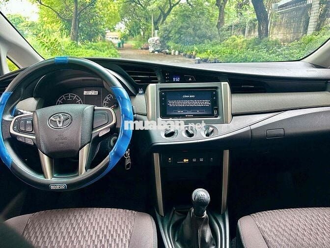 Toyota Innova 2021 E 2.0 MT - 79000 km