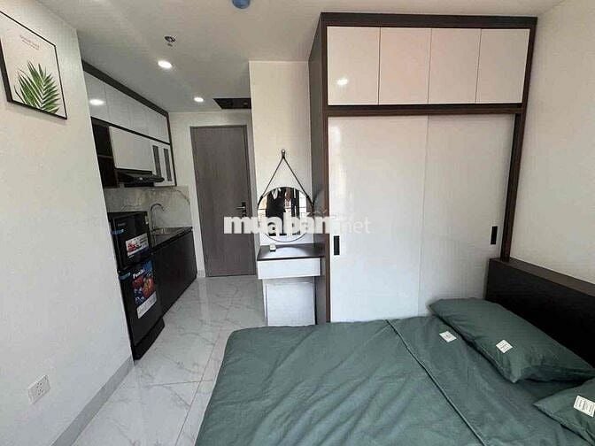 CCMN PHỐ KIM MÃ. BAN CÔNG. THANG MÁY. GIÁ 4Tr8