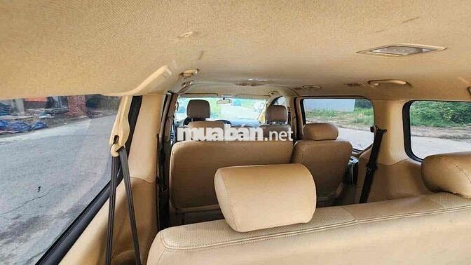 Hyundai Starex 2015 2.5D MT - 200000 km