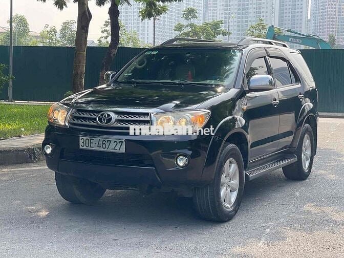Toyota Fortuner 2010 - 15000 km